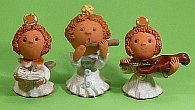 Glockenfiguren aus Keramik